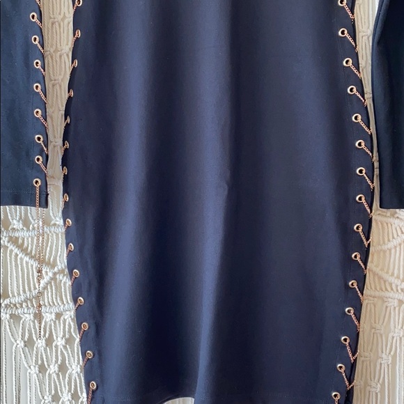 Andy Chain Bodycon Dress - Picture 6 of 6